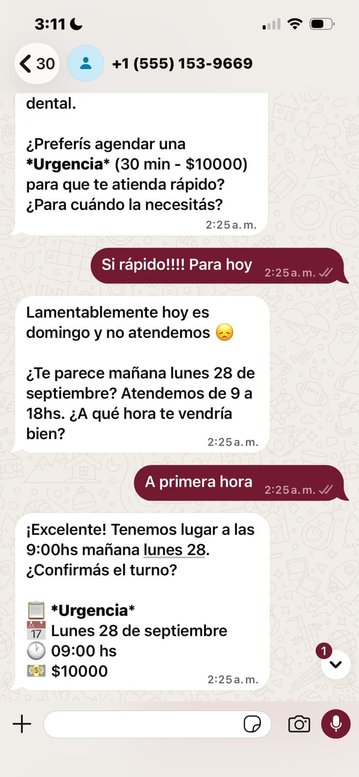 Conversación de WhatsApp donde el asistente agenda un turno de urgencia